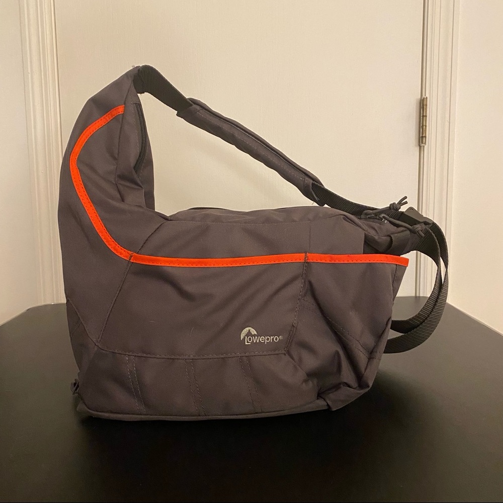 Lowepro Passport Sling III camera bag